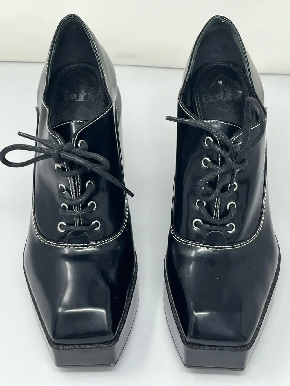 Gianni Bini GB City Girl Oxford Platform Heels Black Patent Lace Up Size 9M Y2K